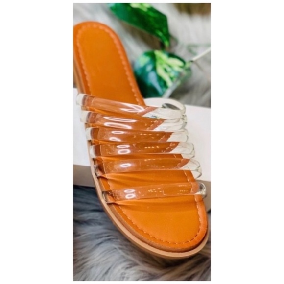 !!LAST ONE SIZE 8.5!! “CLARITY" Sandals - Clear - Picture 2 of 5